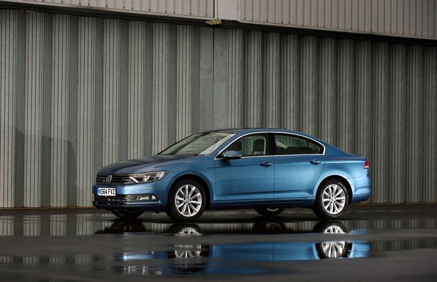  Volkswagen Passat SE 2015 года  (фото 11 из 24)